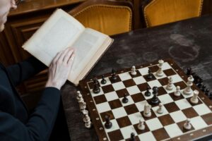 Read more about the article How to become a chess grandmaster?