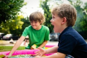 Read more about the article Top 5 Budget-Friendly Back-to-School Shopping Tips for Parents